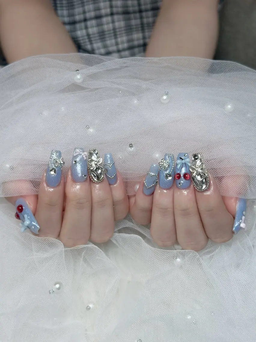 ネイル チークネイル ドット フレンチネイル グラデーション ハート ハンドネイル Julli NailStudioのネイルデザイン