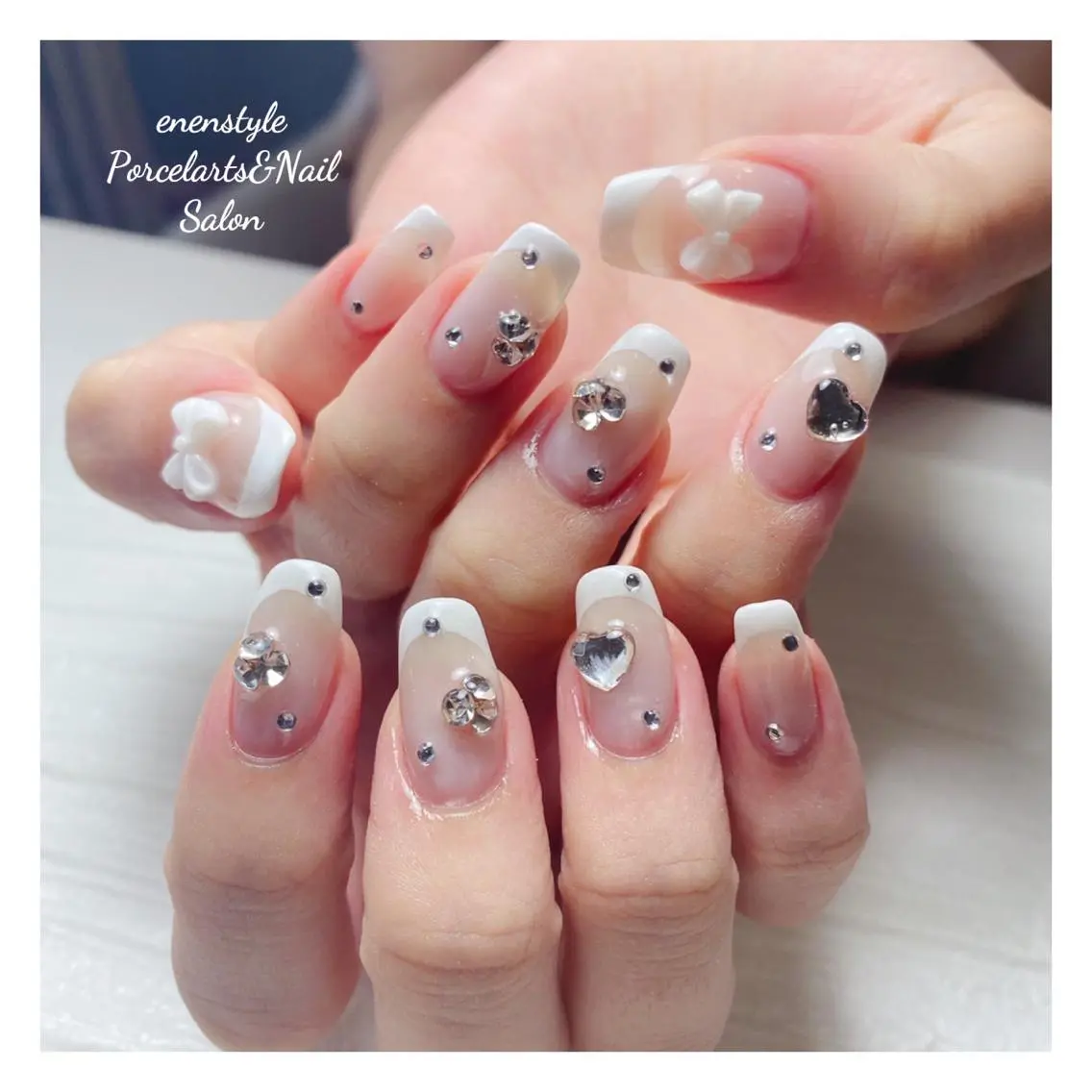 ミディアム ネイル 🐾enen style 🐾のネイルデザイン