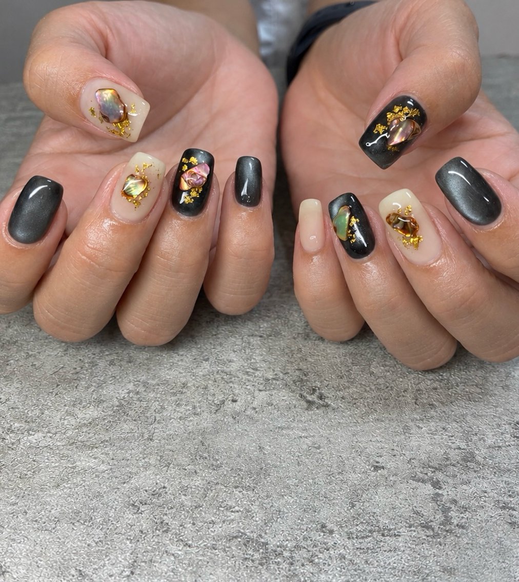 ネイル shiki_nail 🪐のネイルデザイン