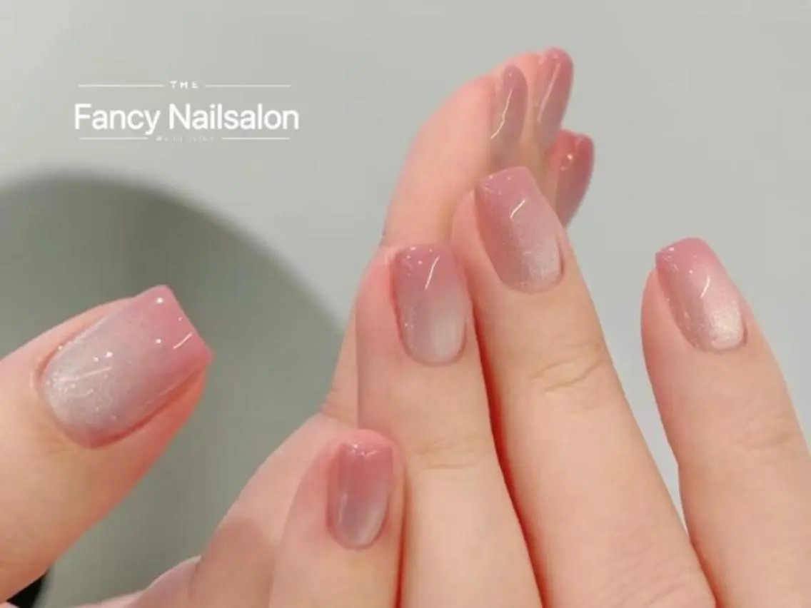 ネイル ハンドネイル ハンドケア Fancy ネイルサロン三軒茶屋のネイルデザイン