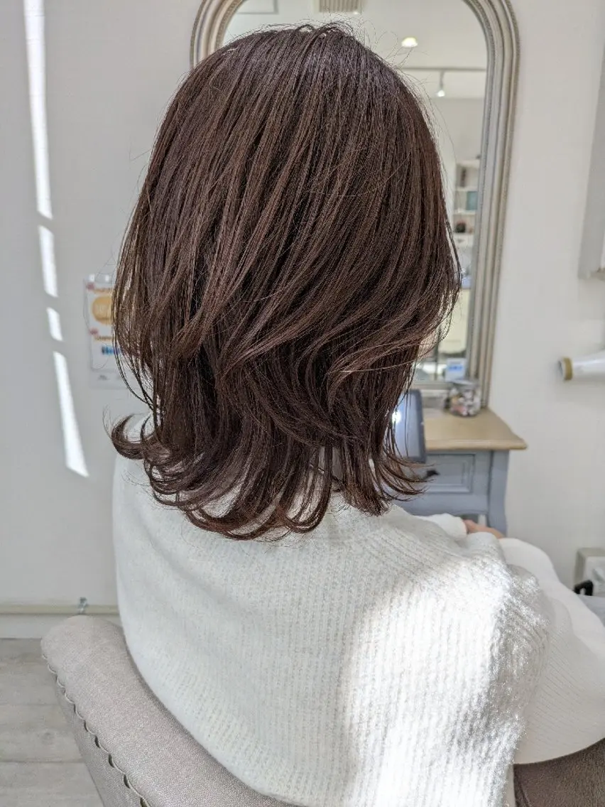 ミディアム カラー ピンクカラー くびれヘア カット ヘアカラー トリートメント ミヤザキ マサユキのヘアスタイル