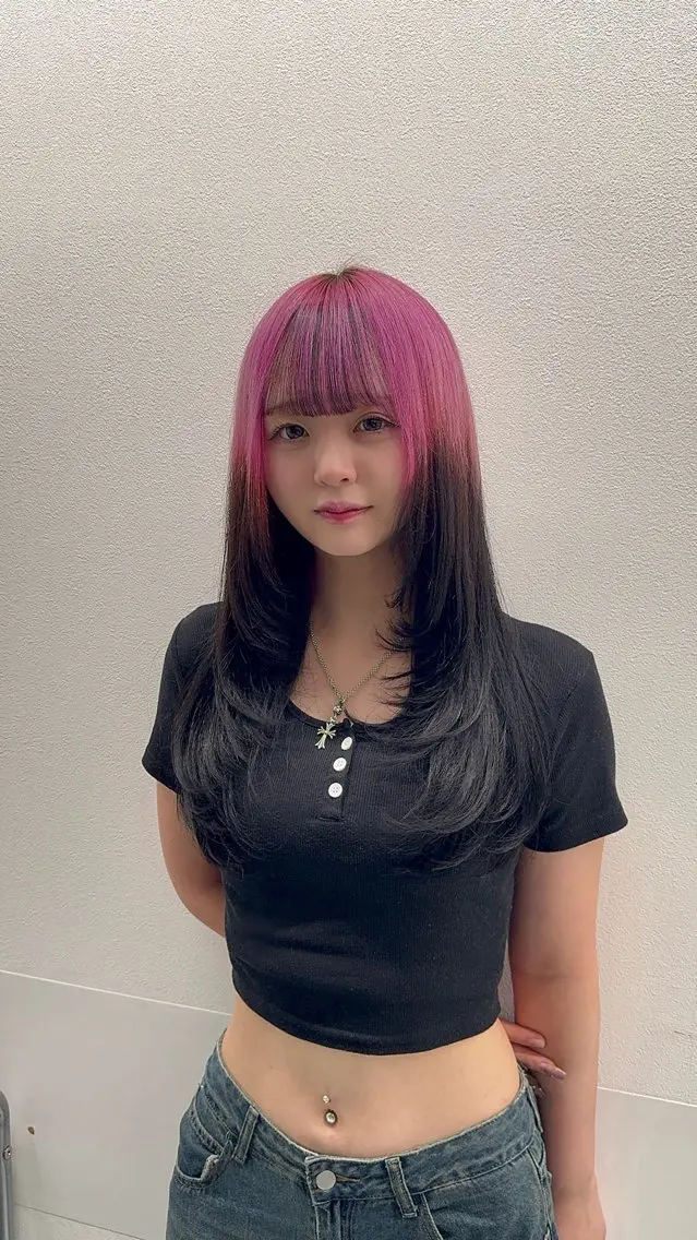 ロング カラー ヘアアレンジ ウルフカット×ハイ トーン職人🤍ゆうひのヘアスタイル
