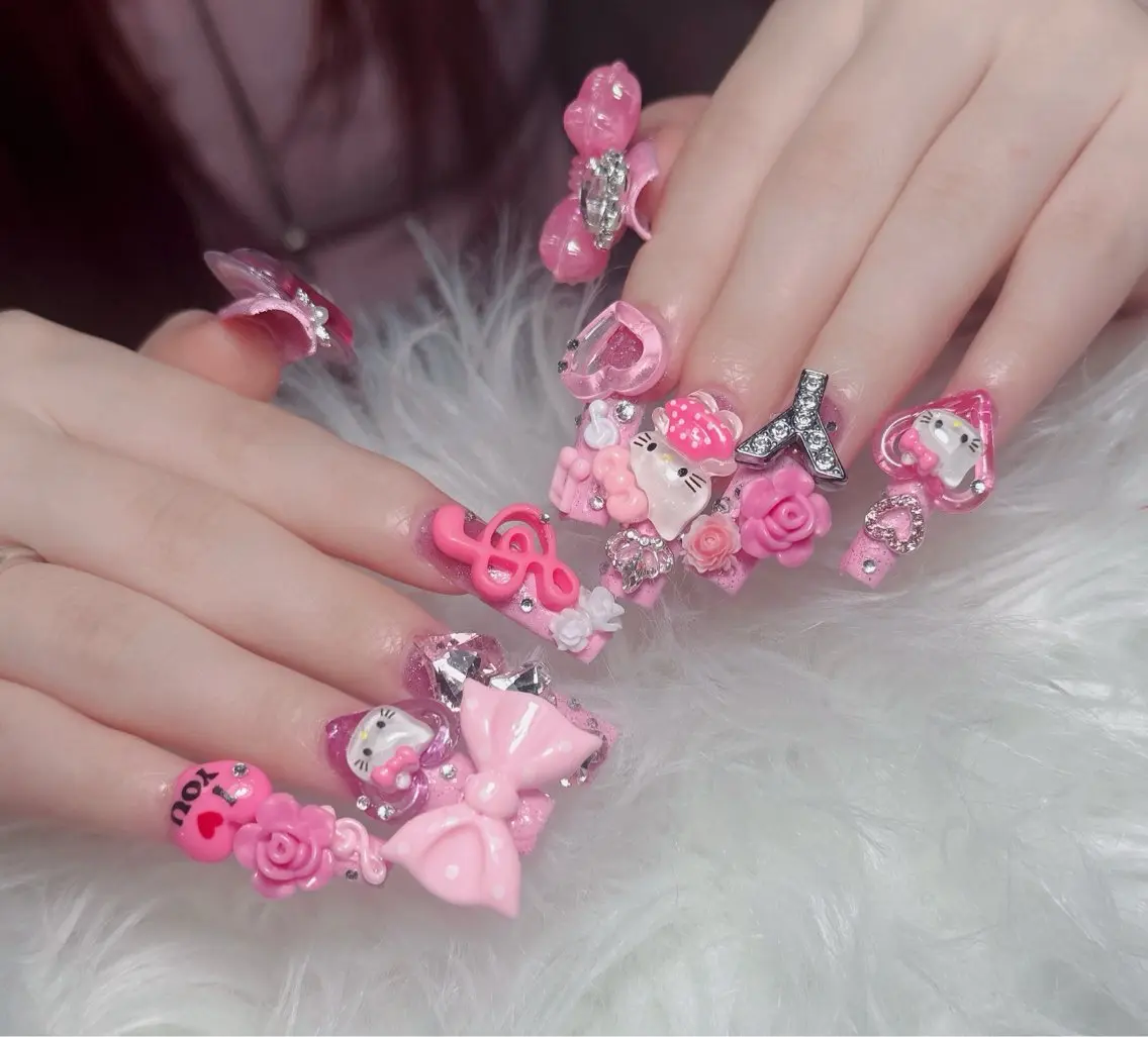 ネイル チークネイル 長さ出し フラッシュネイル フレンチネイル グラデーション ハンドネイル Lenie Nail Salonのネイルデザイン
