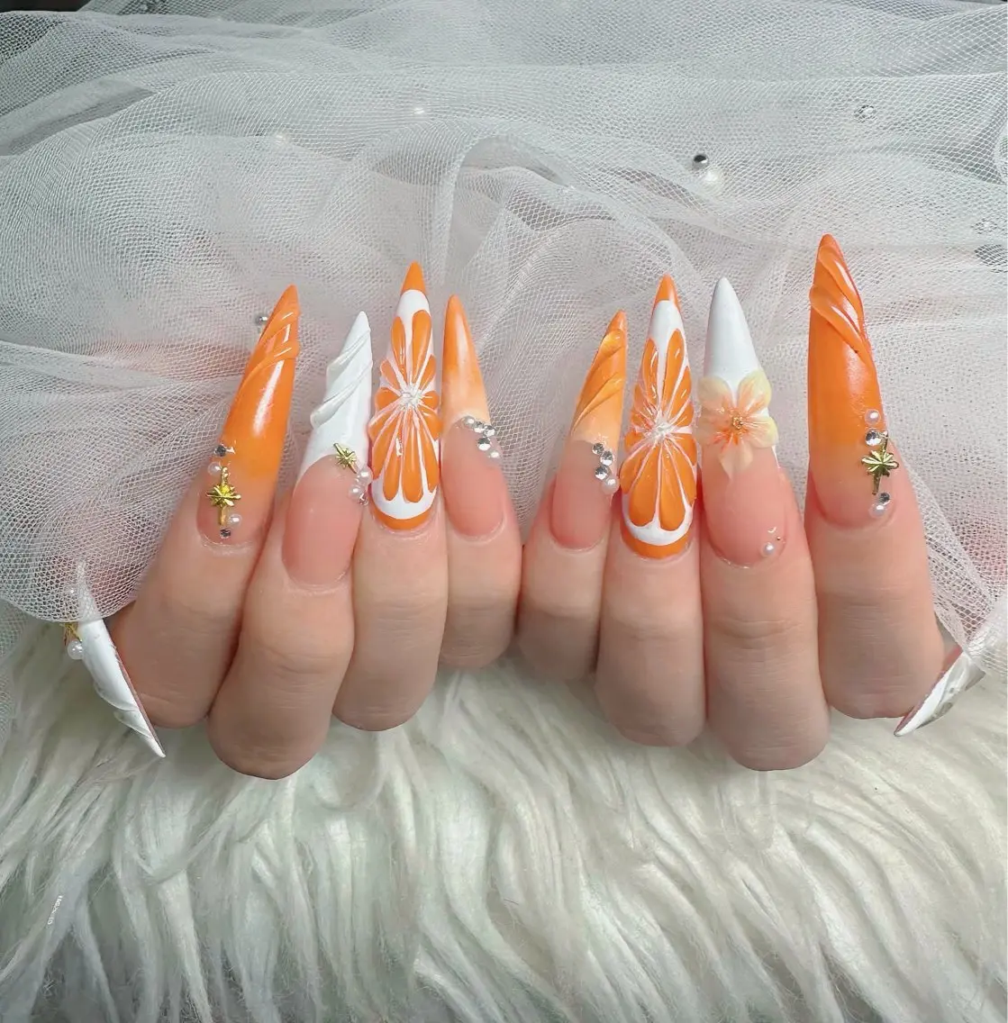 ネイル フットネイル フレンチネイル グラデーション 韓国ネイル ロングネイル ハンドネイル Hani Nail Salonのネイルデザイン