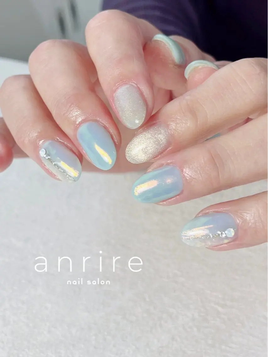 ネイル オーロラネイル ブルー ジェルネイル ホログラムネイル キラキラネイル nailsalon anrireのネイルデザイン