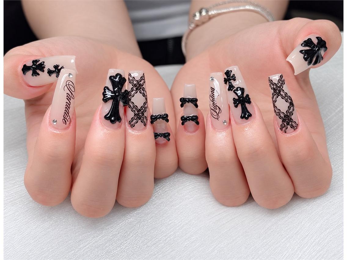 ネイル リボン NAILS 168 大塚のネイルデザイン