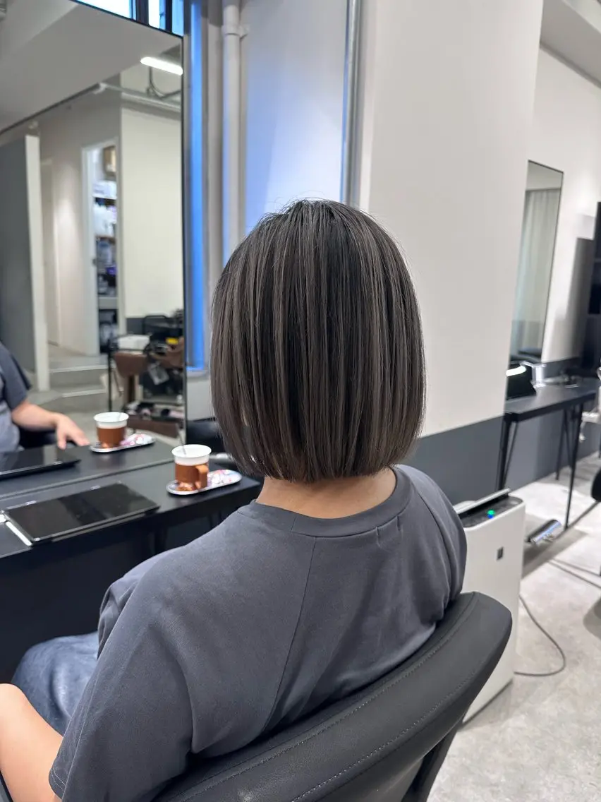 ショート レイヤーカット Rubik's江坂 ルービックえさかのヘアスタイル