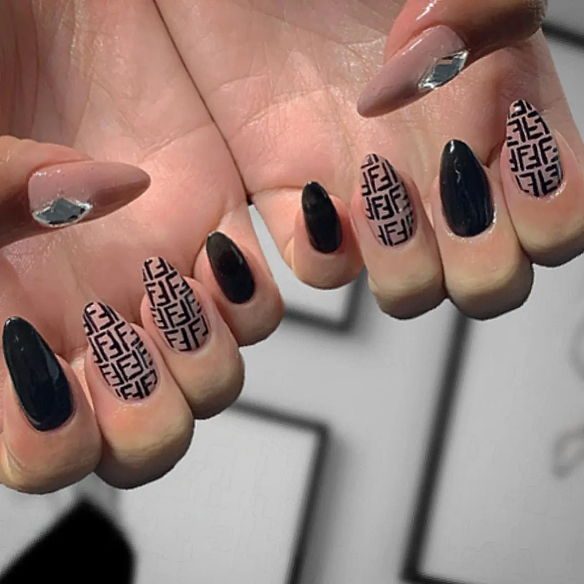 ネイル ハンドネイル ハンドケア lylynail YUUKAのネイルデザイン