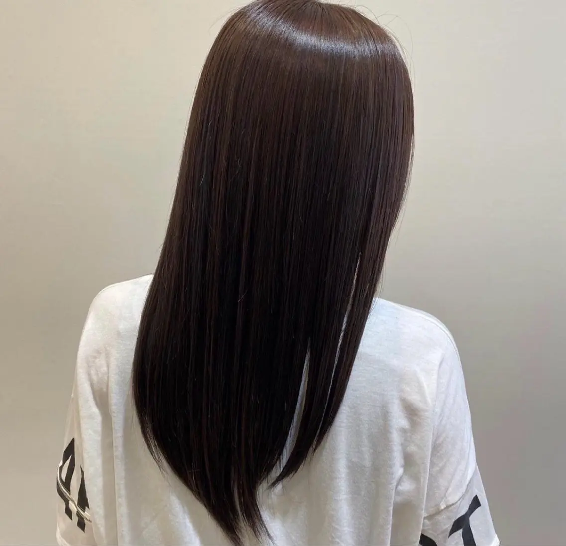 カラー 山下 怜のヘアスタイル