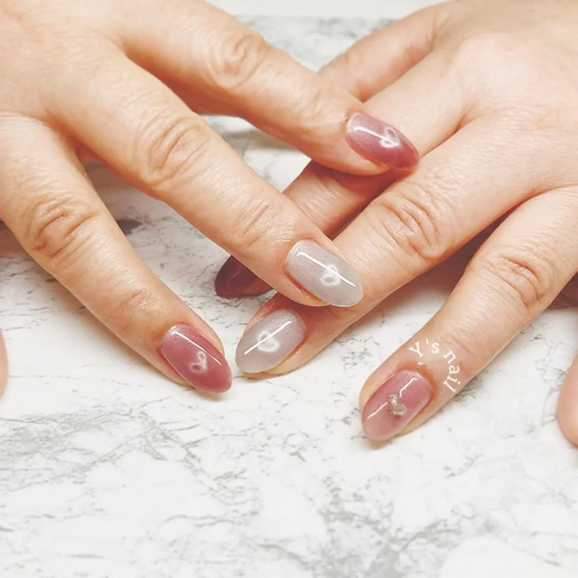 ネイル ハート 手書きが得意🖌️ Y’s  nailのネイルデザイン