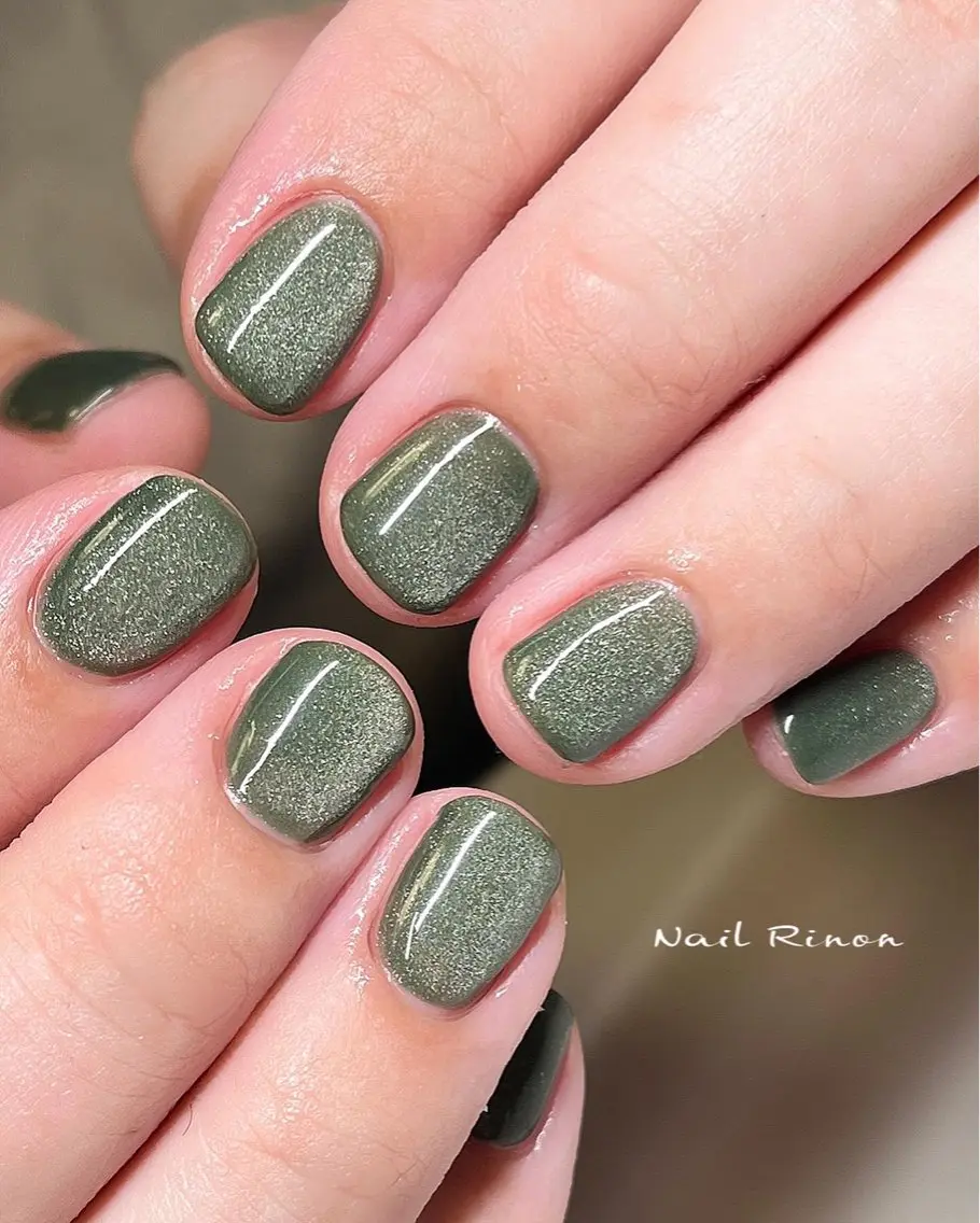 ネイル マグネットネイル ハンドネイル Nail Rinonのネイルデザイン