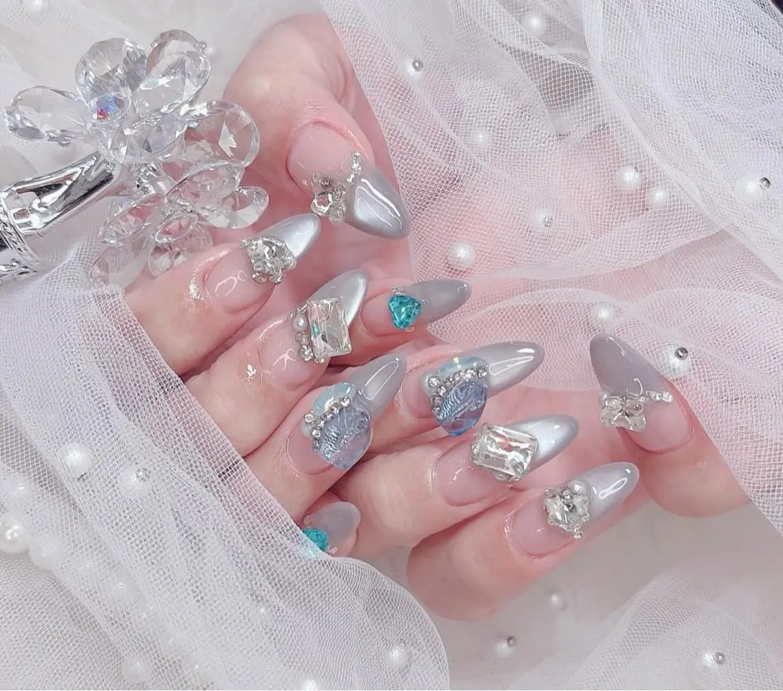 ネイル R salonのネイルデザイン