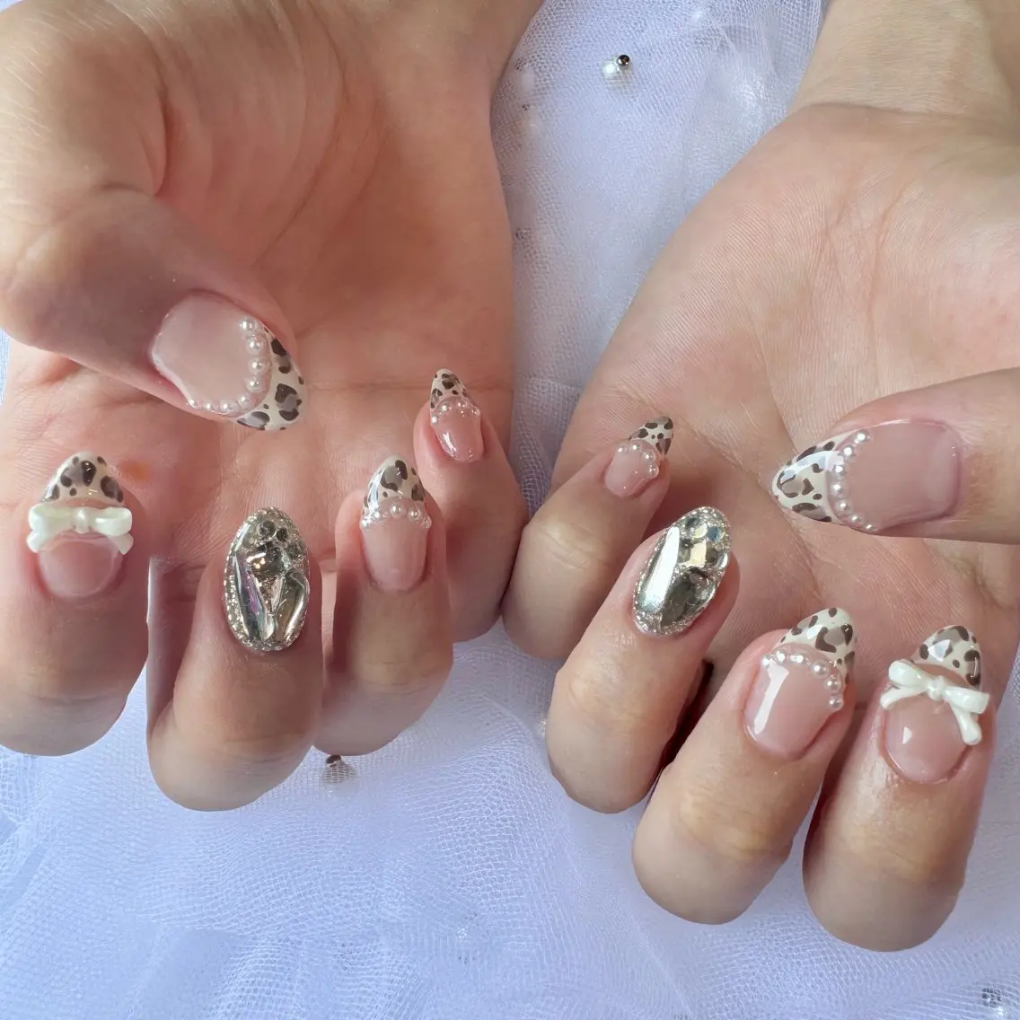 ネイル ガーリー ハンドネイル nail salon e'mu💐のネイルデザイン