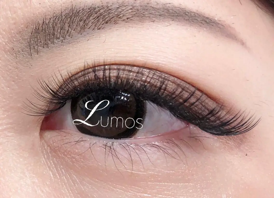 マツエク・マツパ ボリュームラッシュ Lumos Ayakaのマツエク・マツパデザイン