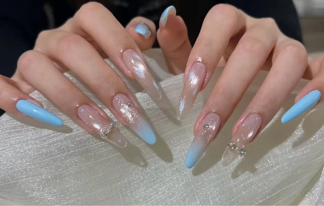ネイル アートネイル ジェルネイル 韓国ネイル ニュアンスネイル シンプルネイル ハンドネイル ハンドケア Anna Melia Nailのネイルデザイン