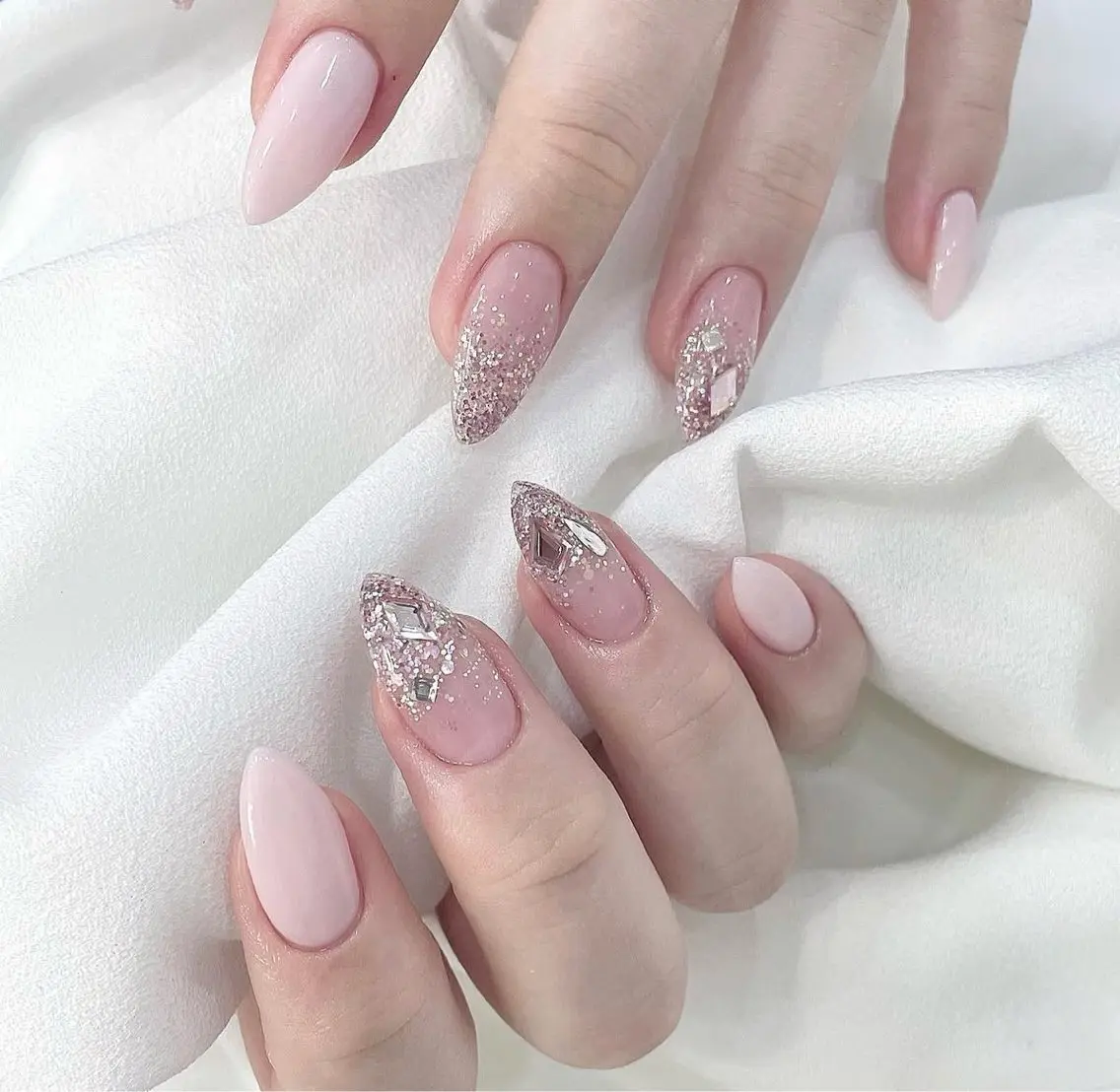 ネイル NailSalon✨ Écrinエクランのネイルデザイン