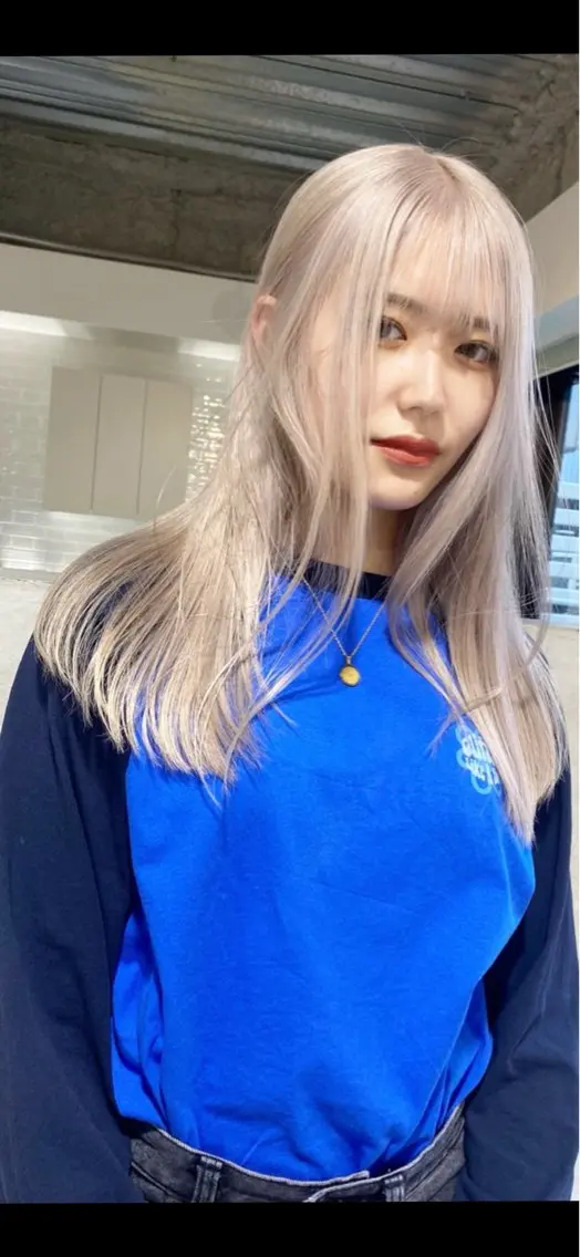セミロング カラー ベージュカラー ブリーチ ホワイトベージュ 【レイヤーカット】 海老原寛大のヘアスタイル
