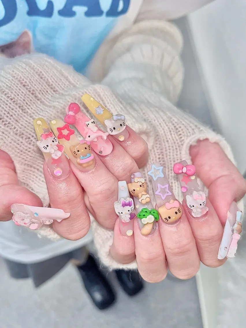 ネイル Glow Nail スカルプ専門店のネイルデザイン