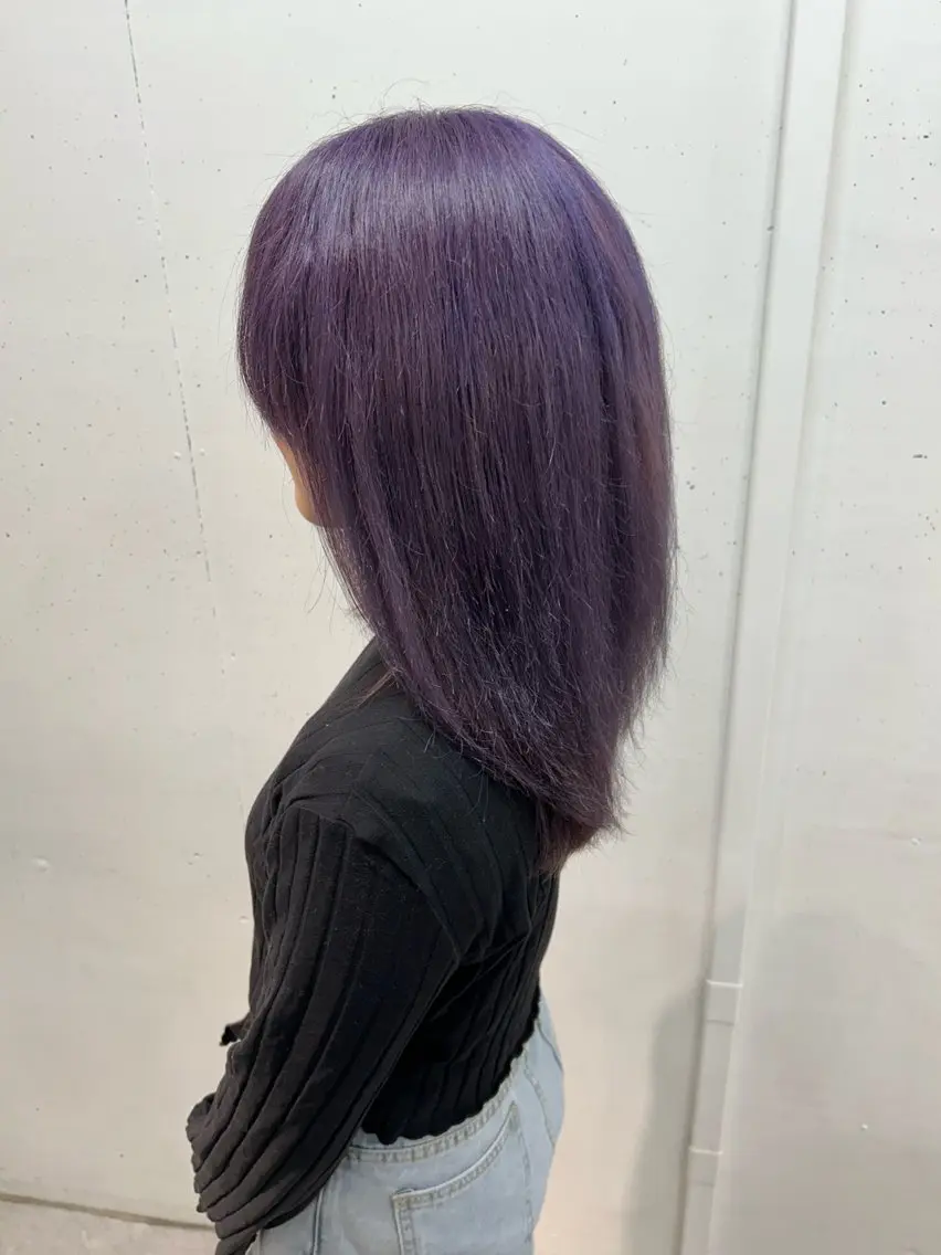 ミディアム カラー バイオレットカラー ヘアカラー トリートメント ウルフカット レイヤーカット上柿のヘアスタイル
