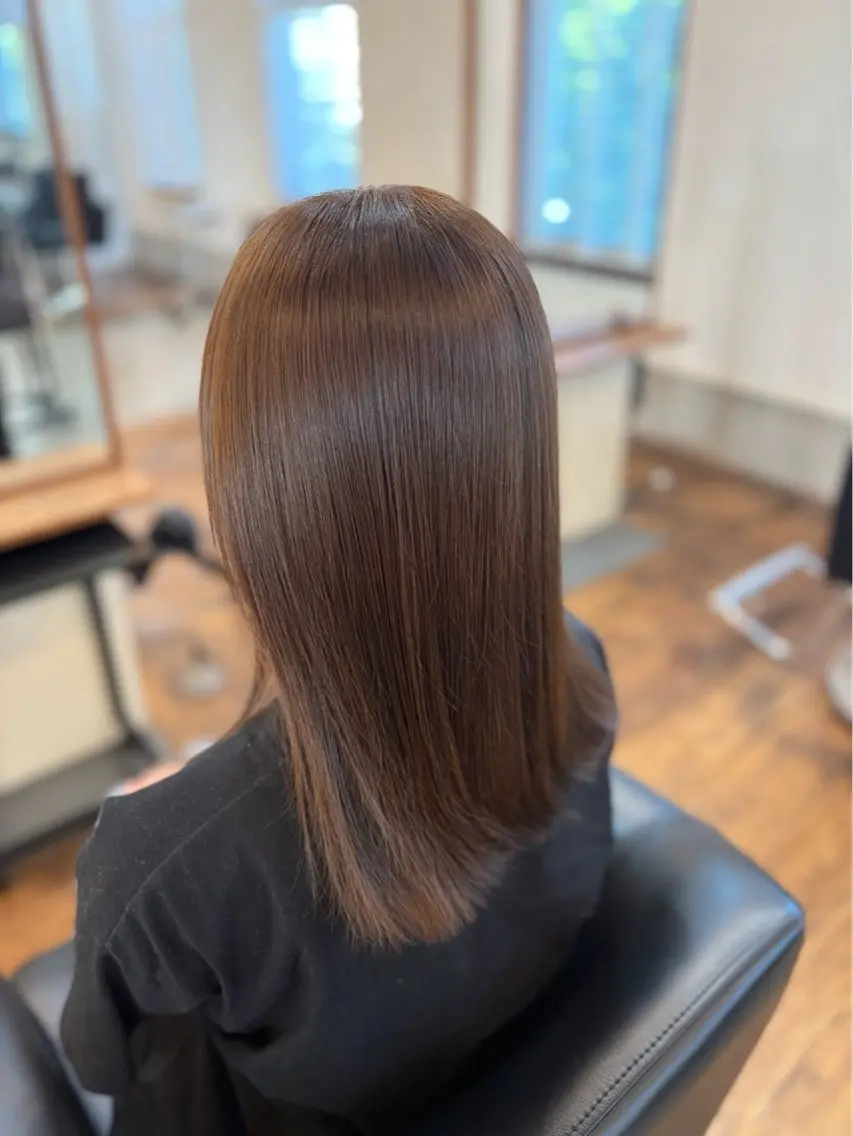 カラー Natsuwa /DOLLのヘアスタイル