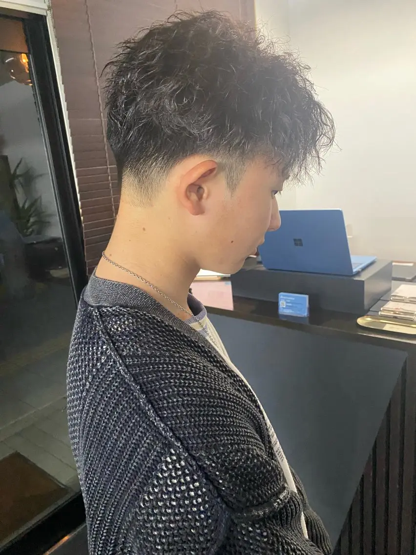 パーマ メンズ カット パーマ 山﨑 大暉【ダブルカラー】のヘアスタイル