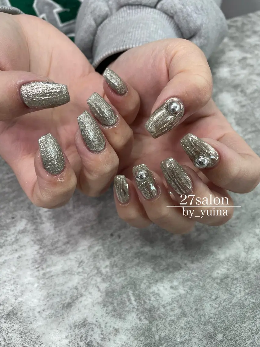 ネイル シルバー ハンドネイル 27salon yuinaのネイルデザイン