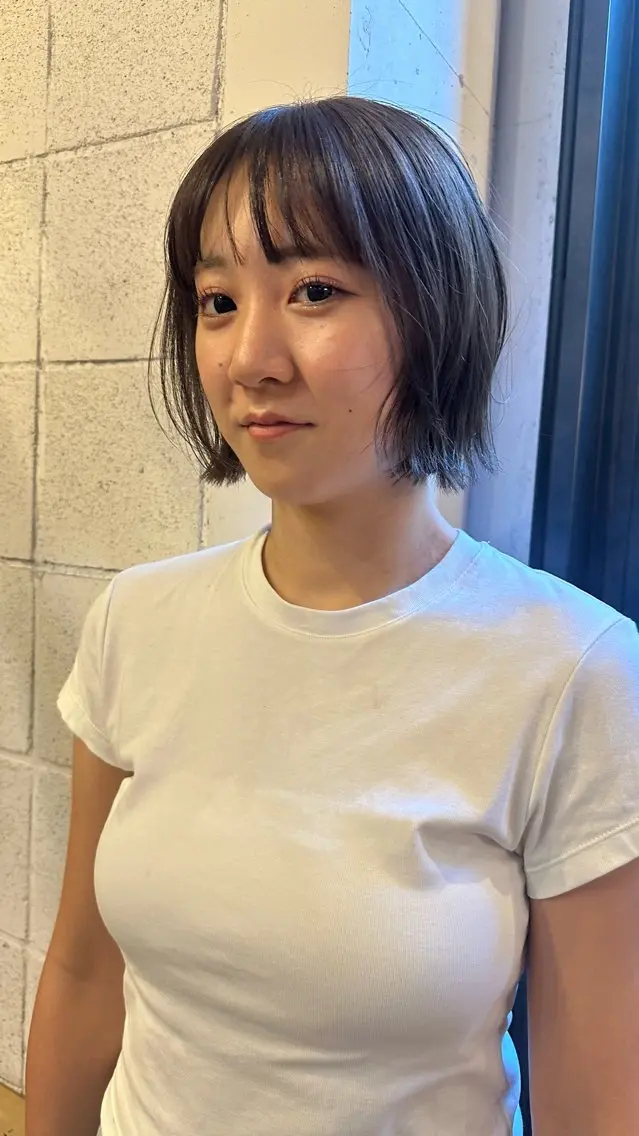 ミディアム カット ヘアカラー トリートメント ショートカットパー マ🫧kotoneのヘアスタイル