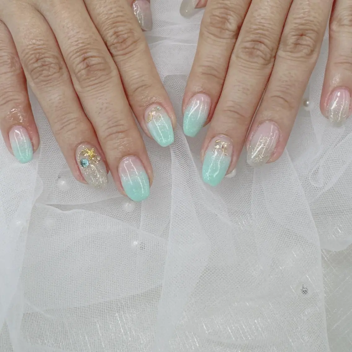 ネイル Nail salon Honey Beeのネイルデザイン