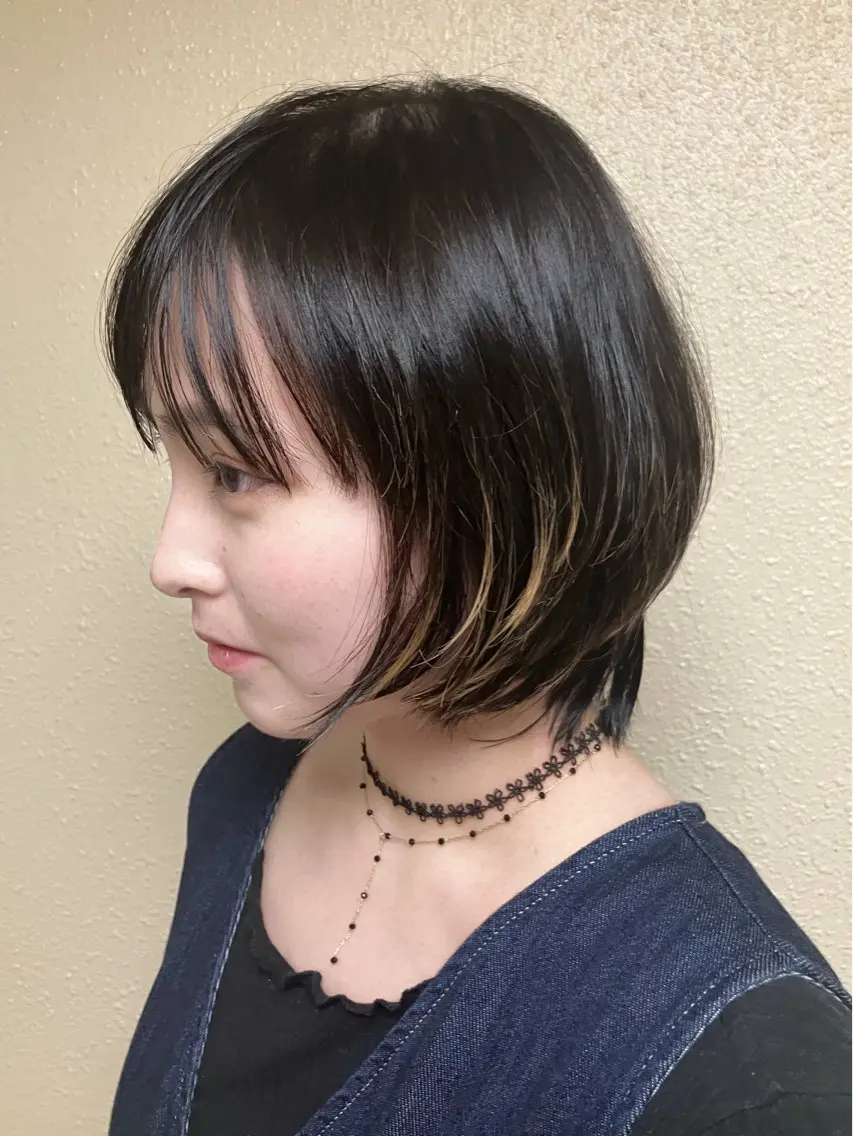 ショート ショートボブ ボブ レイヤーカット 似合わせカット ショートヘア fumikaブリーチ /デザインのヘアスタイル