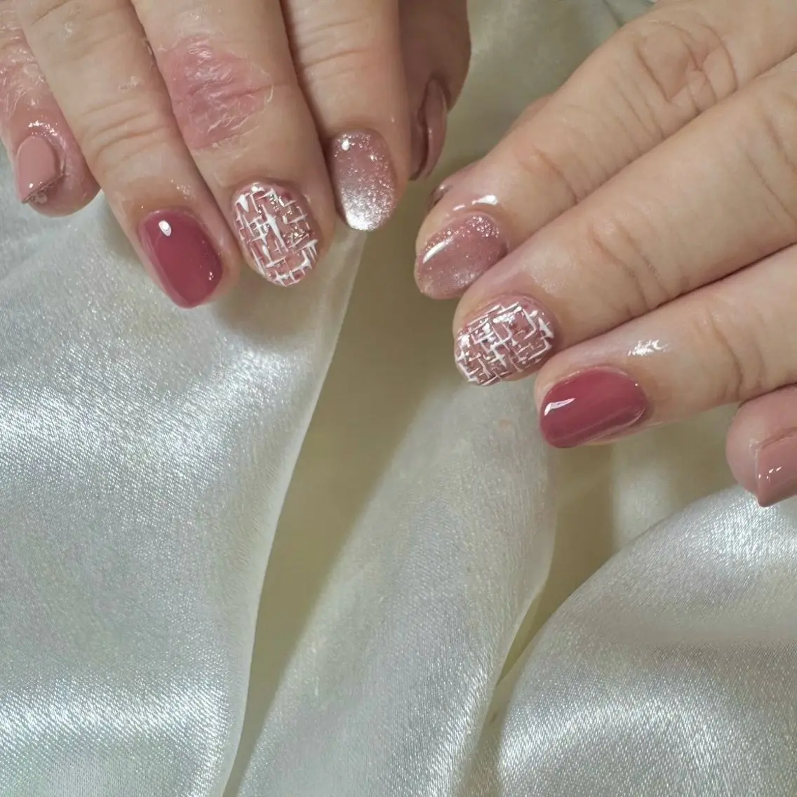 ネイル アニマル柄 オーロラネイル フットネイル フレンチネイル ジェルネイル ハンドネイル mogunail &blowのネイルデザイン