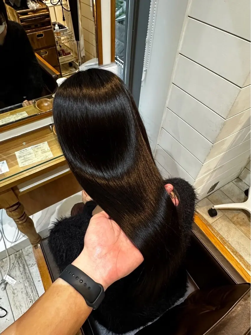 美髪矯正＋髪質改善トリートメント(⚠︎補足要確認⚠︎)の写真