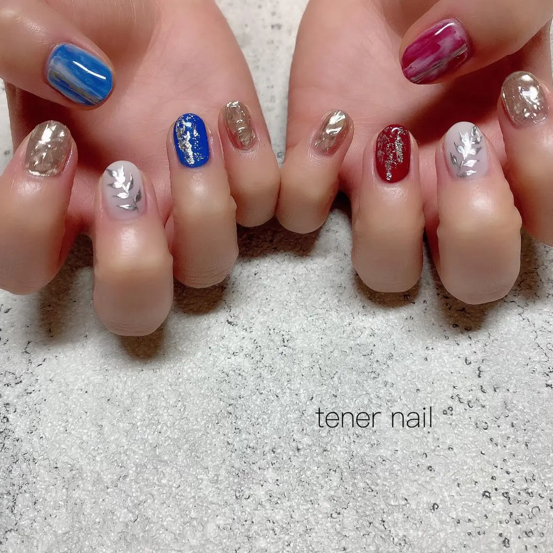 ネイル ブルー 赤色 テネルネイル tener nailのネイルデザイン