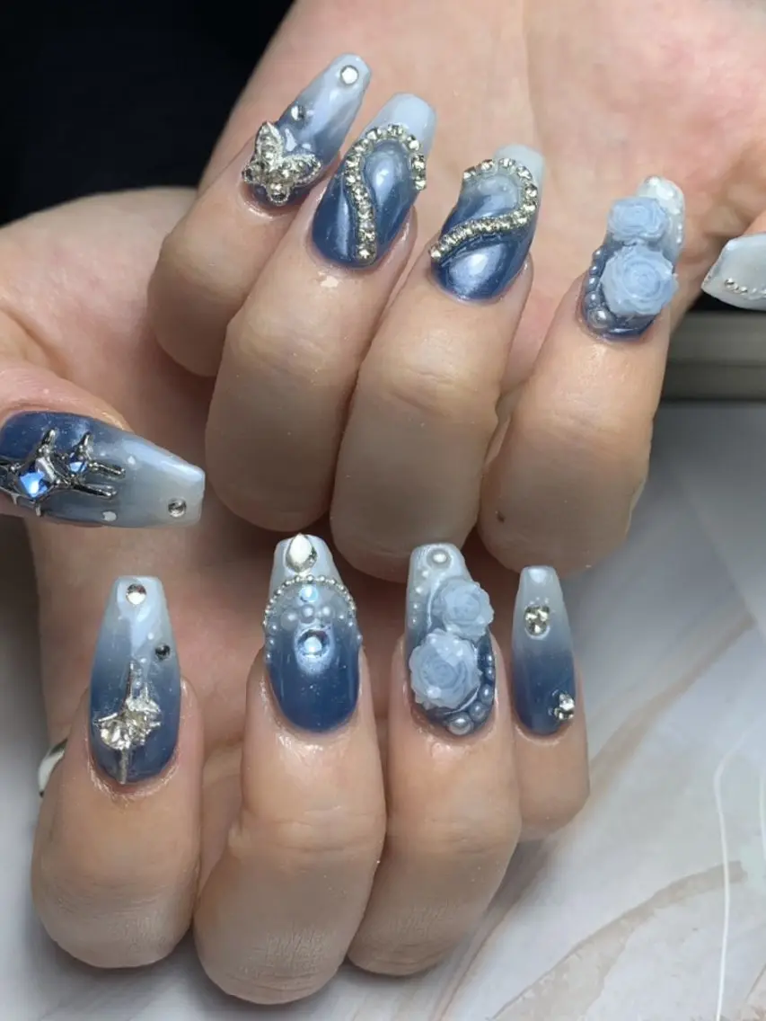 ネイル 氷ネイル・うるうるネイル マットネイル ニュアンスネイル リボン 夏ネイル ハンドネイル rina nailのネイルデザイン