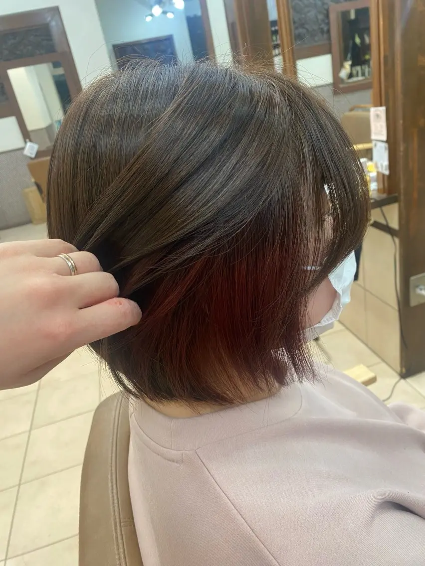 ショート ボブ レイヤーカット 中村 かずはのヘアスタイル
