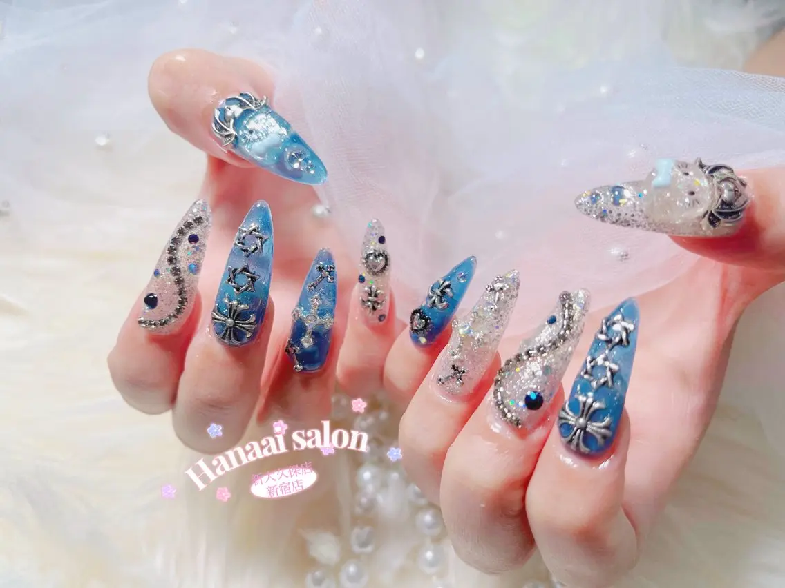 セミロング ハンドネイル Hanaai Salon新大久保店のネイルデザイン