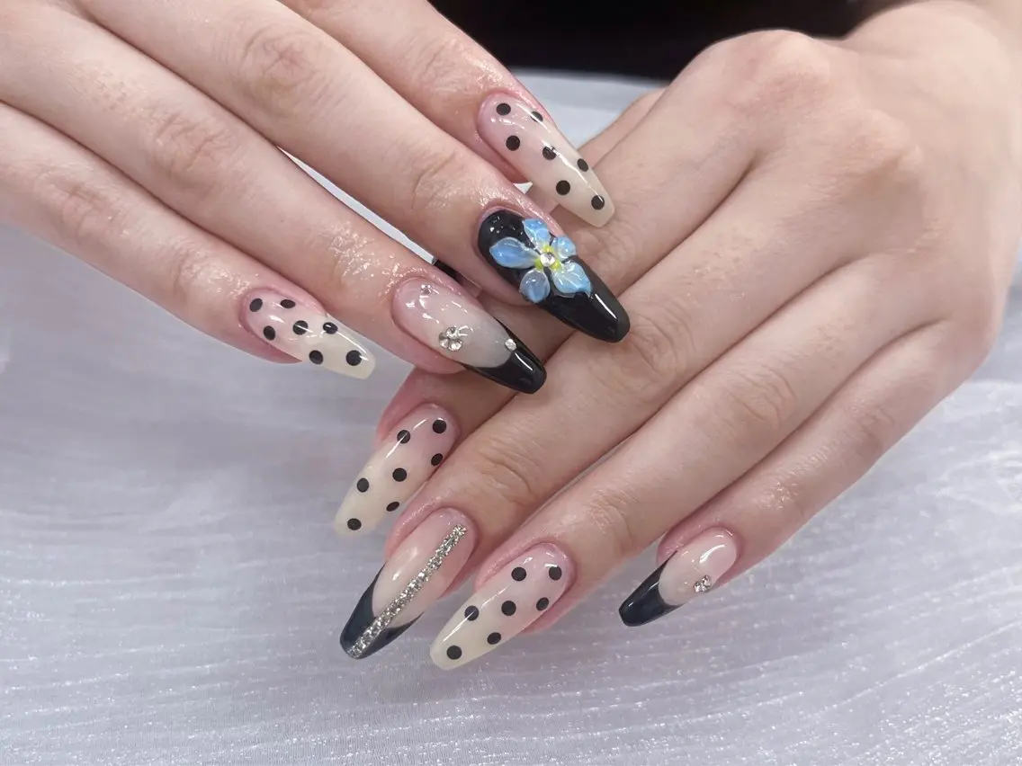 ネイル ハンドネイル ハンドケア NAILS Soraのネイルデザイン