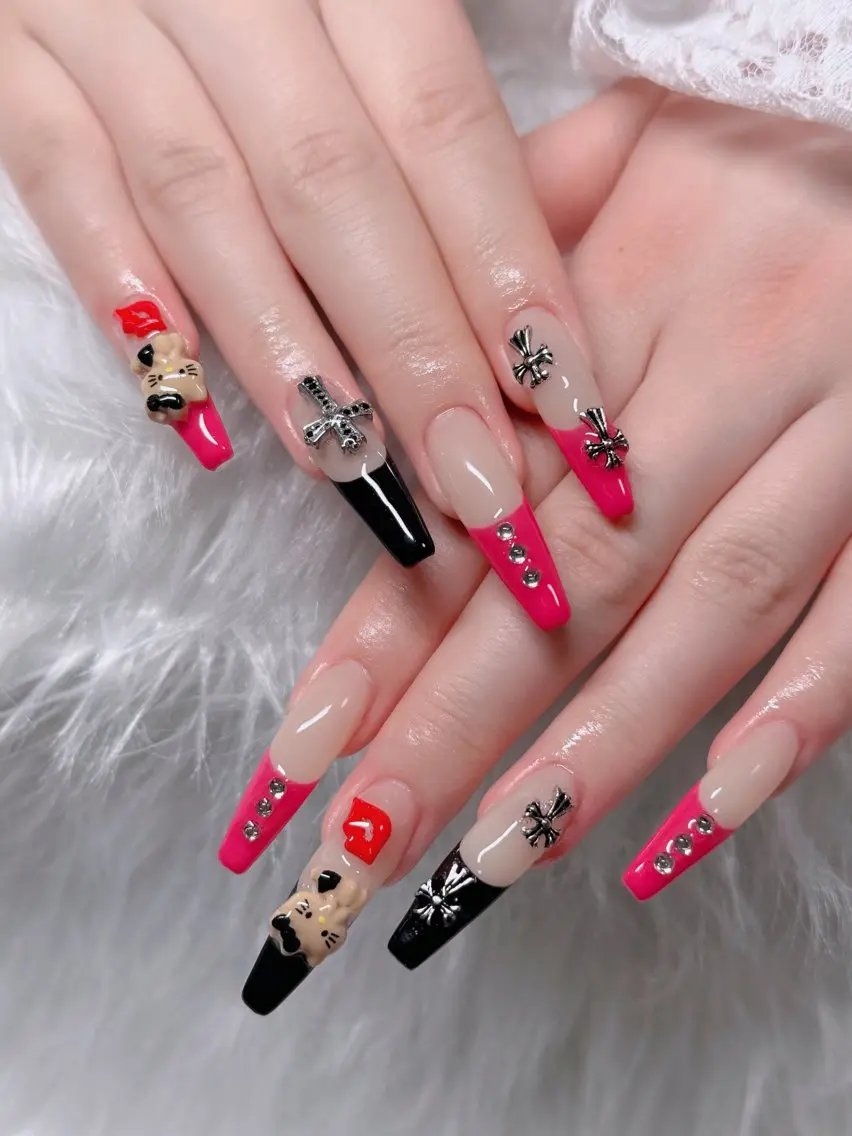 ネイル フレンチネイル ジェルネイル ハロウィン キラキラネイル 韓国ネイル H.baby Nail Salonのネイルデザイン