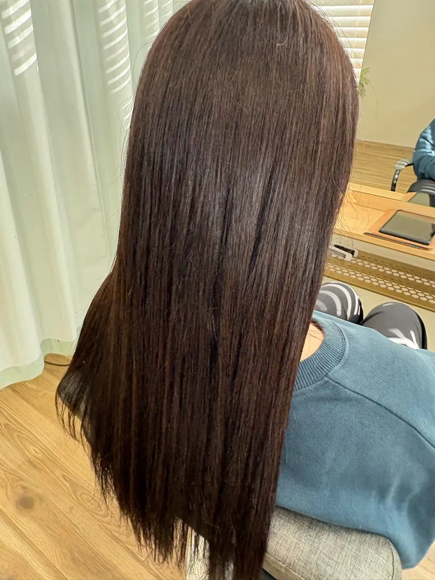 ロング ヘアカラー 鈴木 菜津子のヘアスタイル