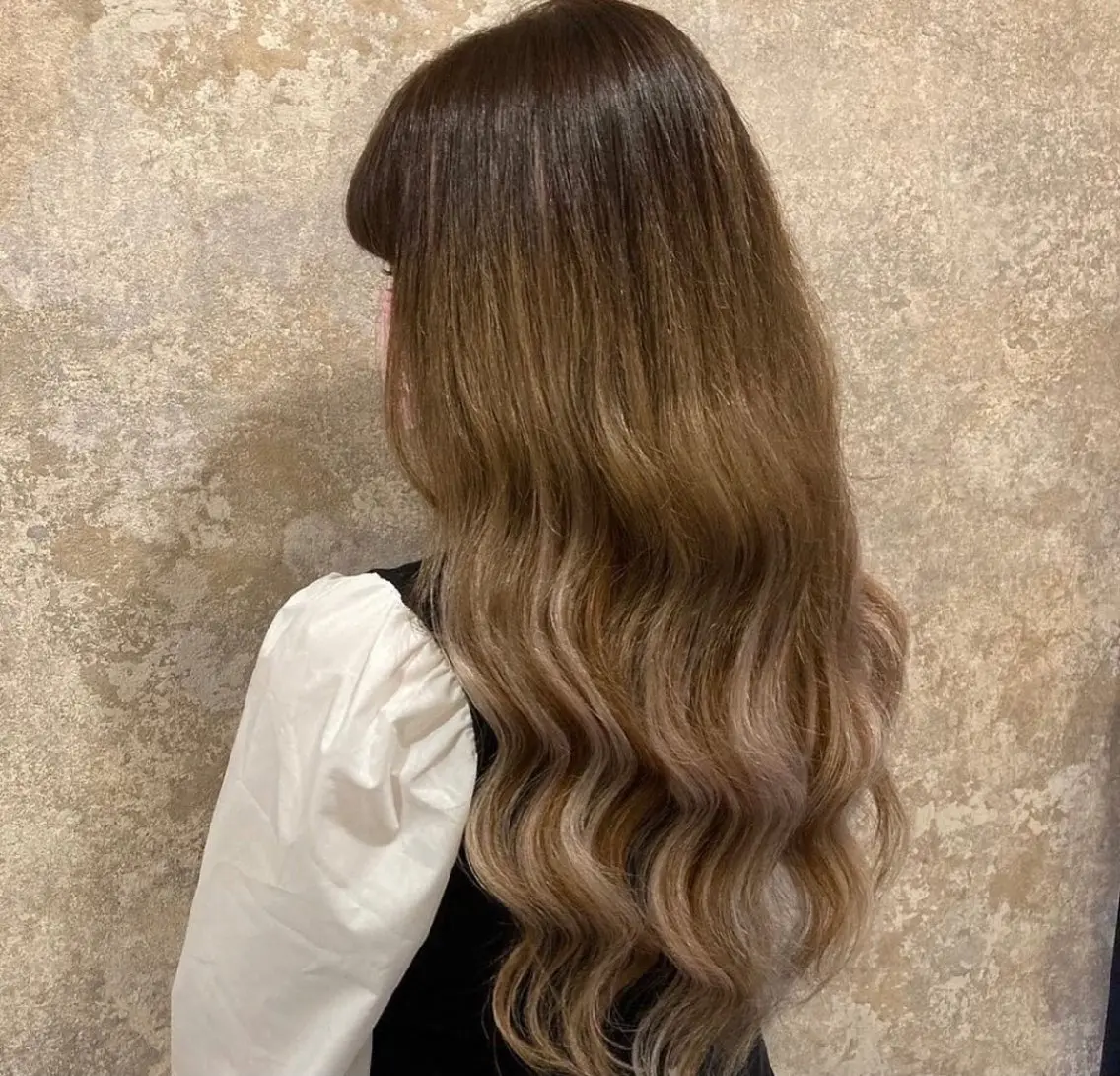 ロング プルエクステ エクステ 髪質改善 カット エクステ 小森 鈴佳のヘアスタイル
