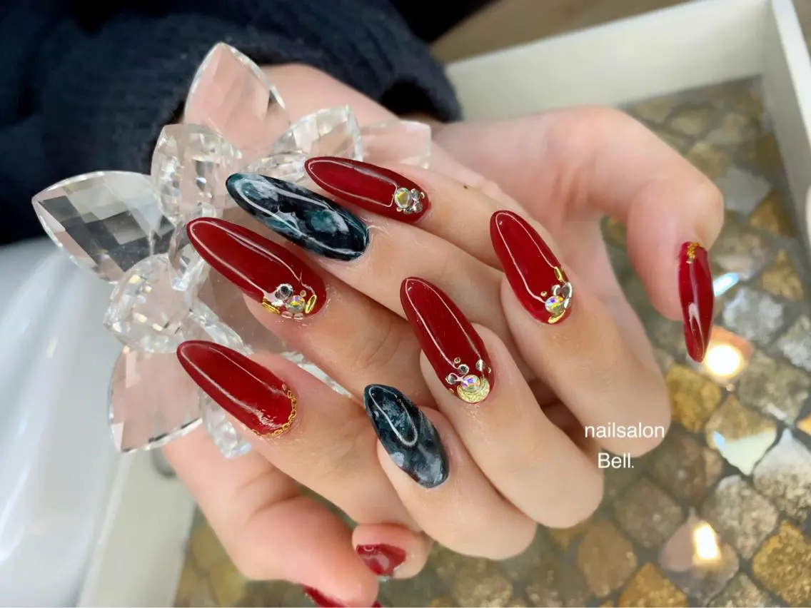 ネイル ハンドネイル Y. Reonaのネイルデザイン
