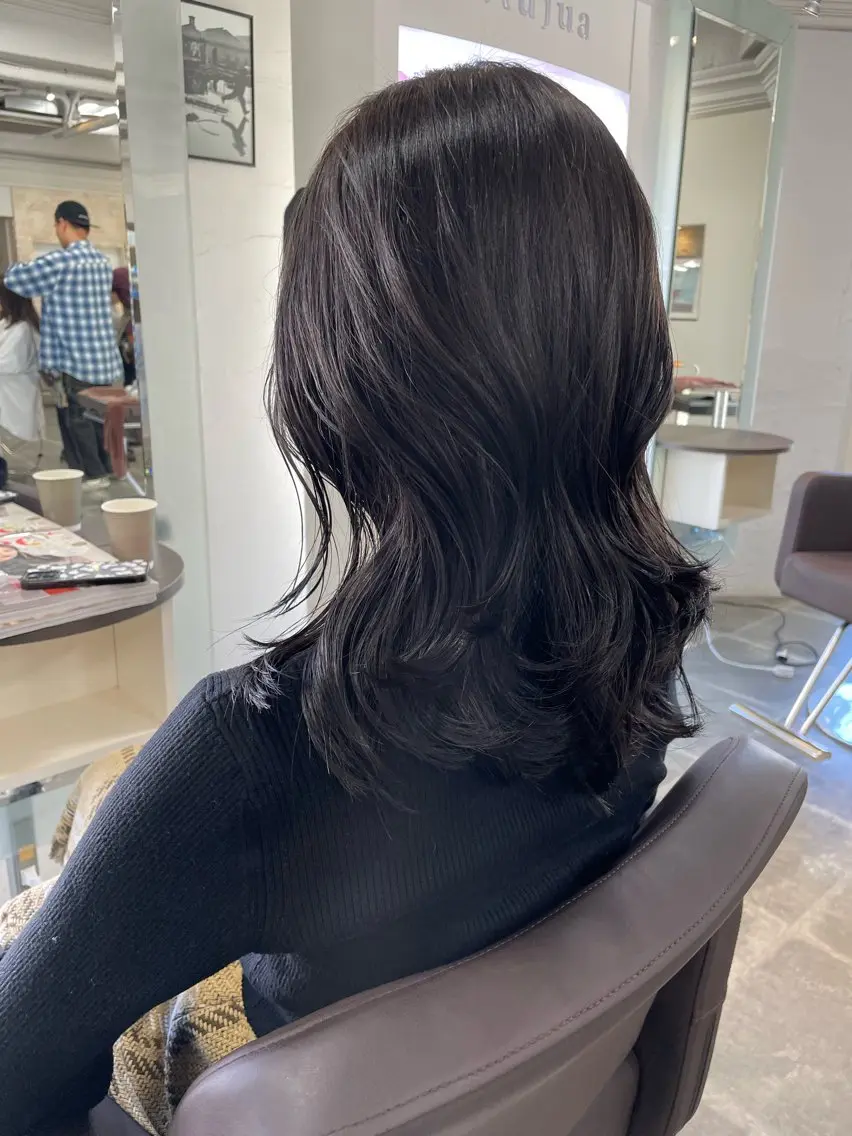 セミロング ヘアカラー トリートメント 平 ちひろのヘアスタイル