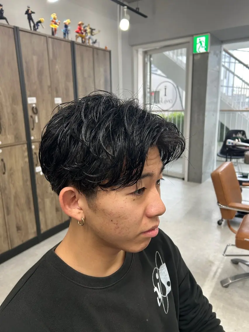 パーマ メンズ カット パーマ トリートメント ヘッドスパ ヘアセット カズキ🌼曲がる 縮毛矯正のヘアスタイル
