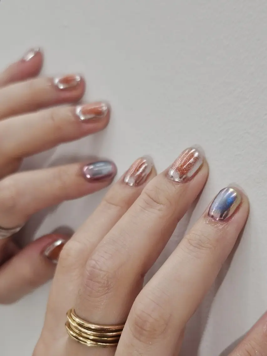 ネイル マグネットネイル ミラーネイル Dali🌙 NATSUKIのネイルデザイン