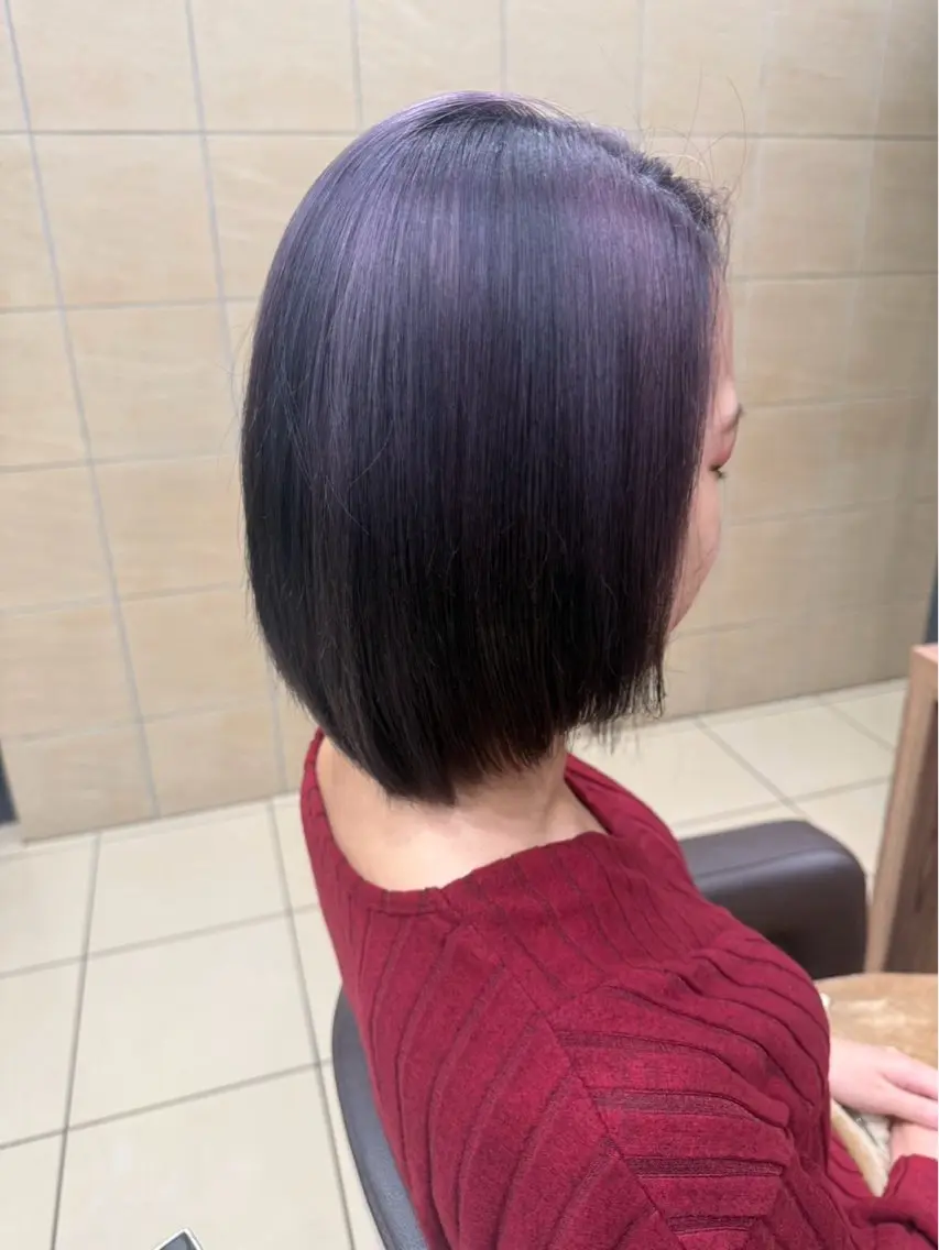 ショート カラー 尾関 唯のヘアスタイル