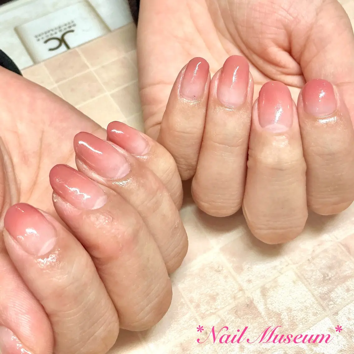 ネイル ブルー ブラウン ジェルネイル グラデーション オフィスネイル ハンドネイル nailmuseum KAMATARIのネイルデザイン