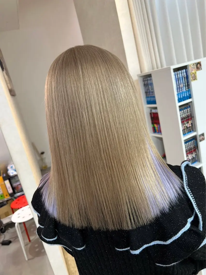 セミロング カラー ベージュカラー ラベンダーカラー 髪質改善 カット ヘアカラー BOX mico.のヘアスタイル