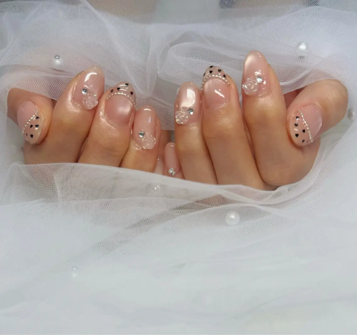 ネイル reyel🦋 seinaのネイルデザイン
