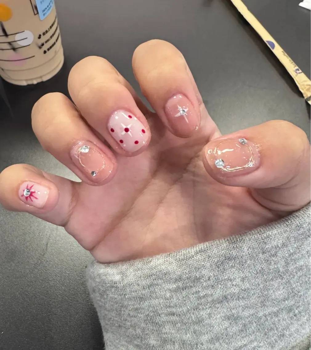 ネイル エ イのネイルデザイン