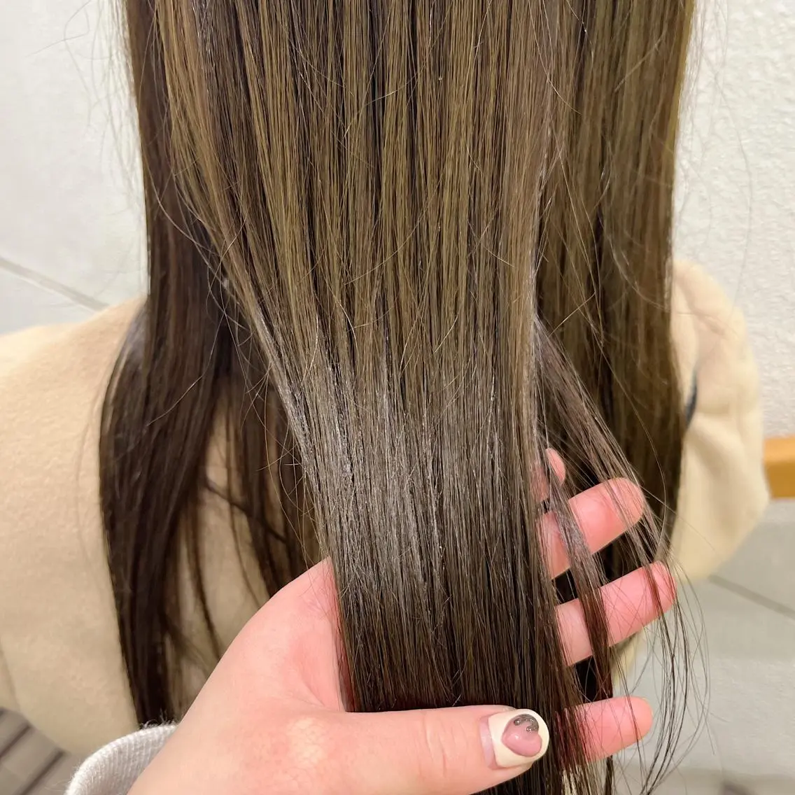 ロング カラー ハイトーンカラー☁️ 西條 楓花のヘアスタイル