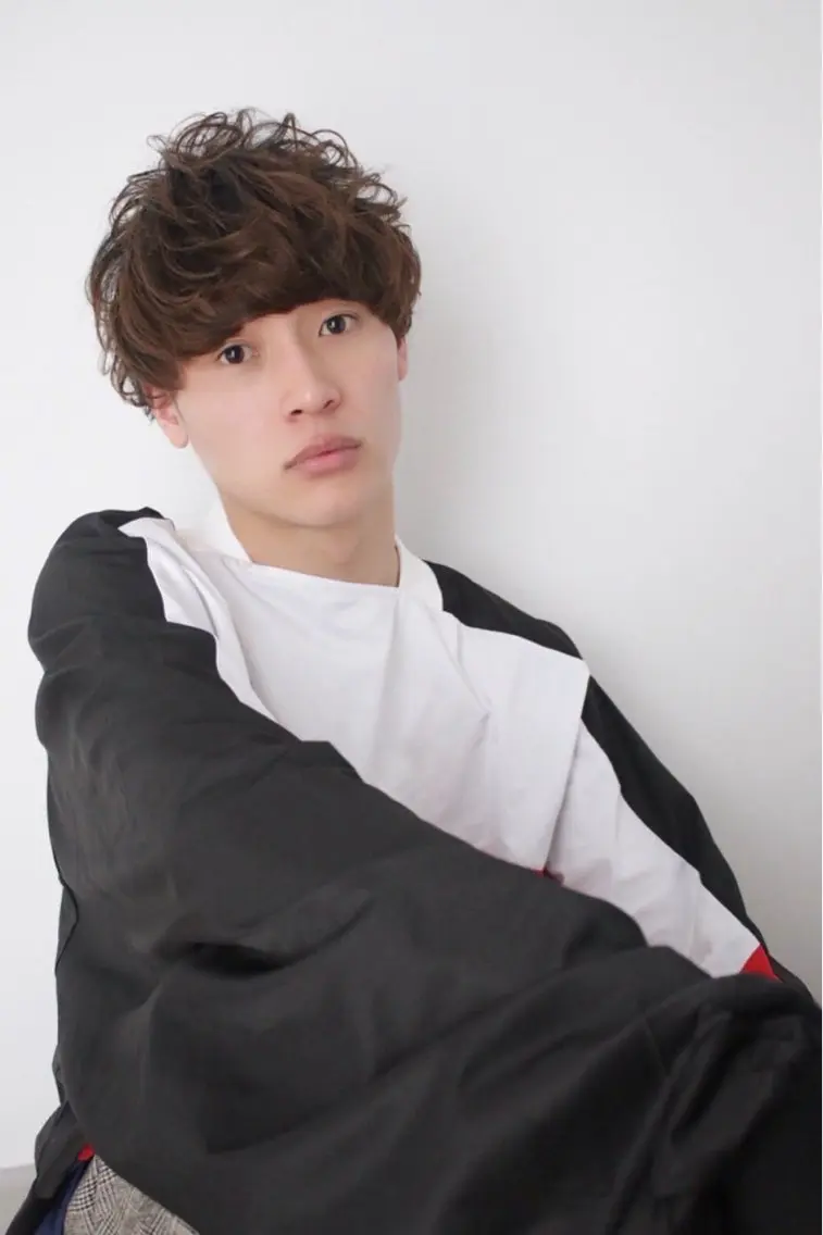 メンズ 藤戸 美のヘアスタイル